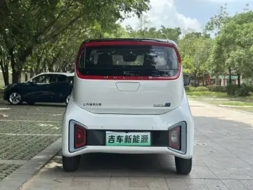 2021 Wuling Nano EV с пробегом 52 000 км