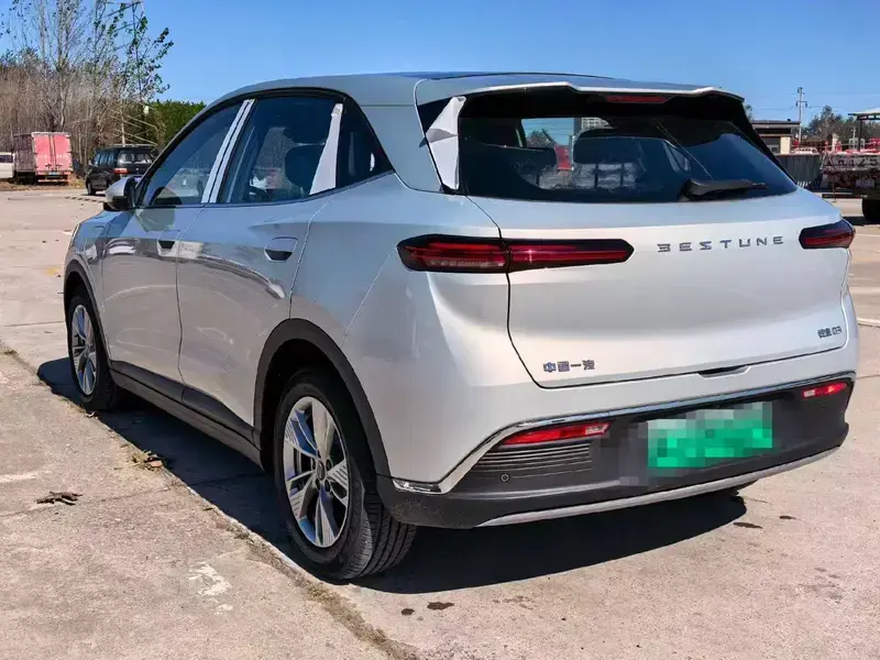 2026 Bestune Yueyi 03 с пробегом 300 км