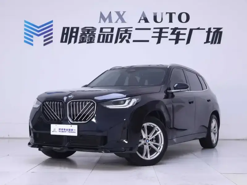 2025 BMW X3 M40i с пробегом 2 500 км