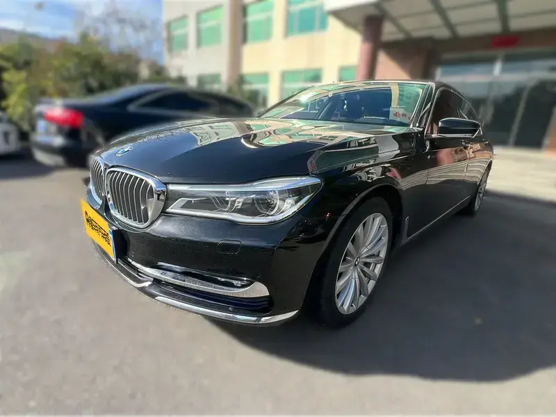 2017 BMW M760Le с пробегом 101 000 км