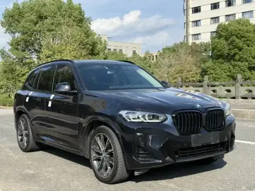 BMW X3 M40i