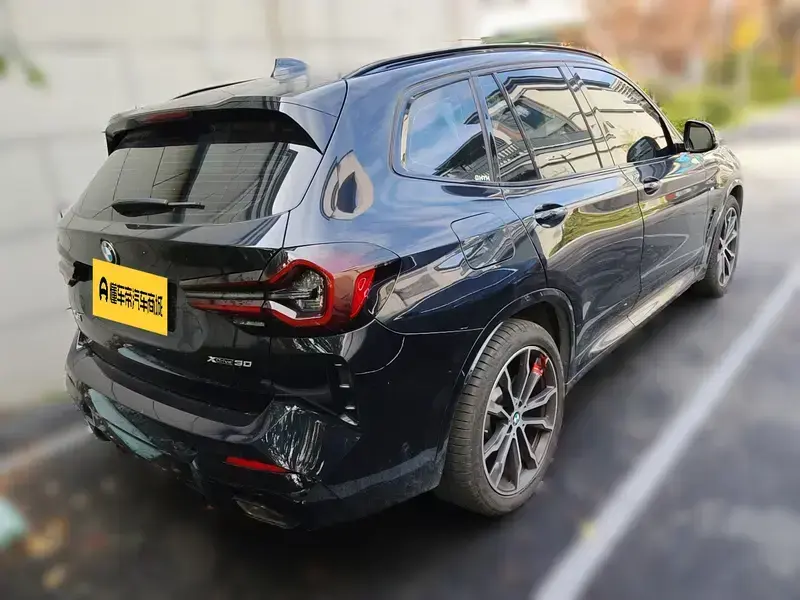 2023 BMW X3 M50 с пробегом 14 600 км