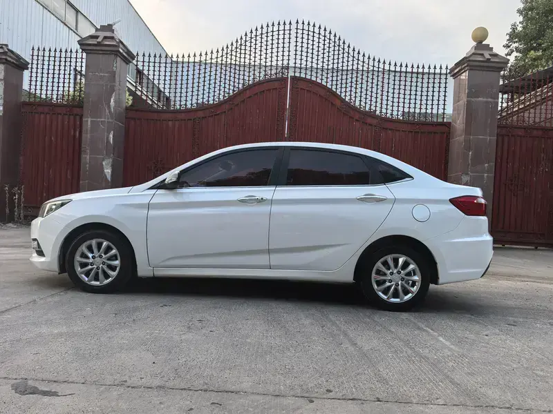 2016 Changan Yuexiang V7 с пробегом 120 000 км