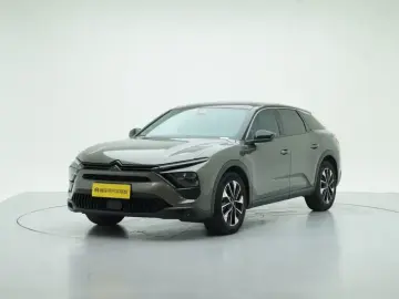 2024 Citroen Versailles C5 X с пробегом 14 300 км