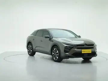 2024 Citroen Versailles C5 X с пробегом 14 300 км