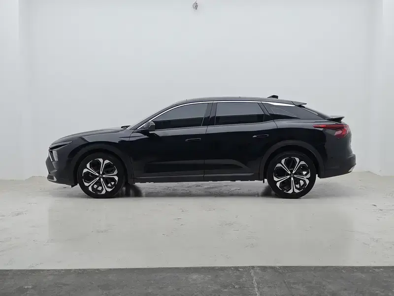 2021 Citroen Versailles C5 X с пробегом 21 200 км