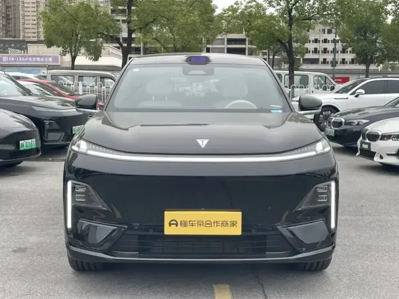 2025 Changan Deep Blue S09 с пробегом 3 500 км