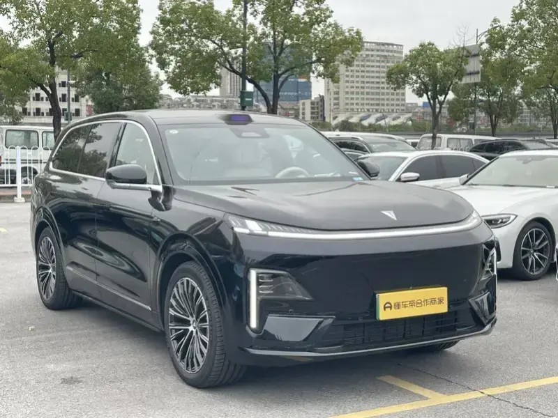2025 Changan Deep Blue S09 с пробегом 3 500 км