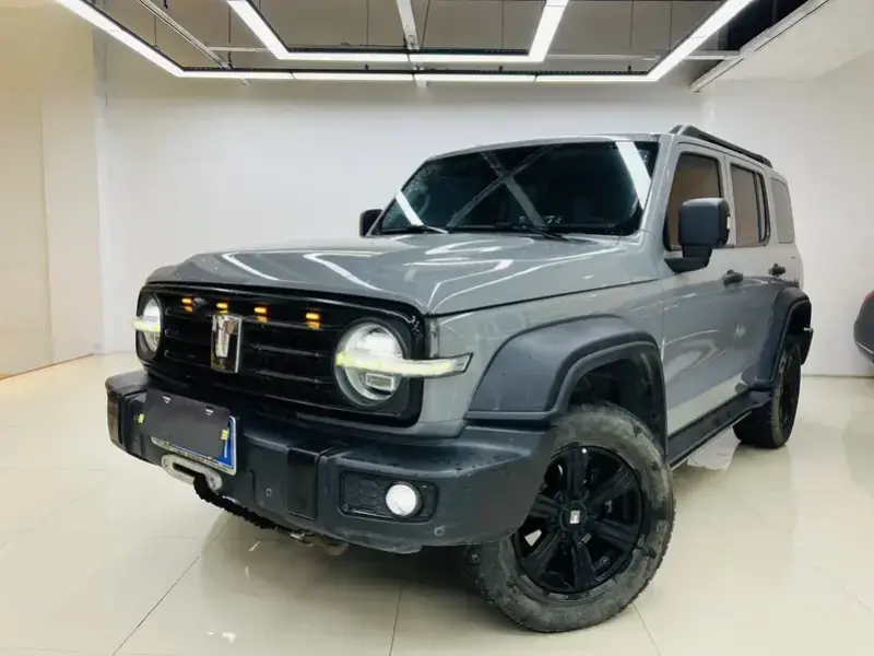 2023 Crossboundary Auto Co-created Tank 300 с пробегом 102 800 км