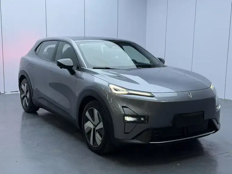 2024 Changan Shenlan S05 с пробегом 15 000 км