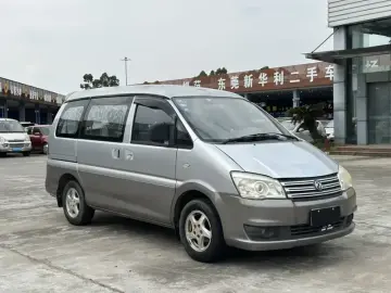 2015 Forthing Lingzhi с пробегом 70 000 км