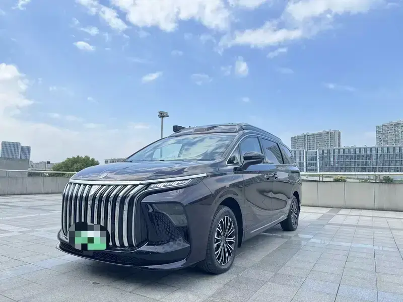 2026 Forthing Starlight V9 с пробегом 3 300 км