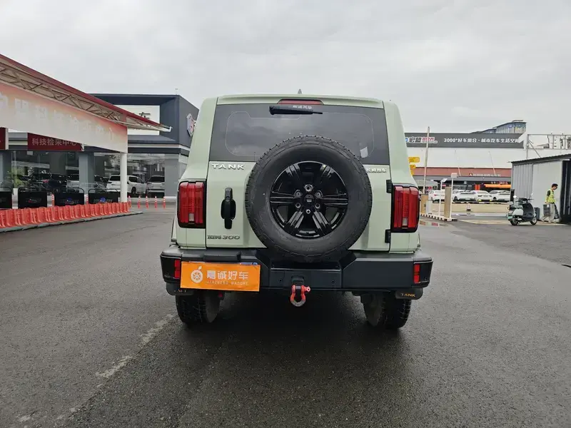 2021 Crossboundary Auto Co-created Tank 300 с пробегом 91 000 км