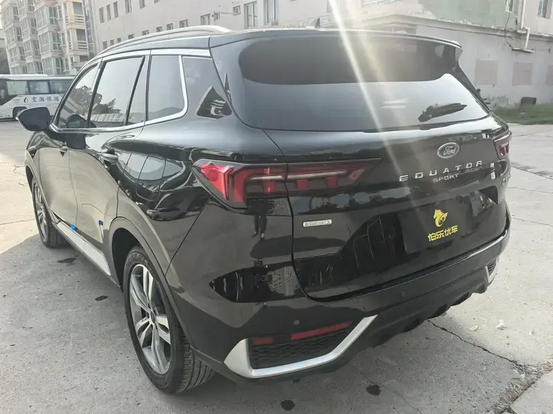 2023 Ford Lingrui с пробегом 40 000 км