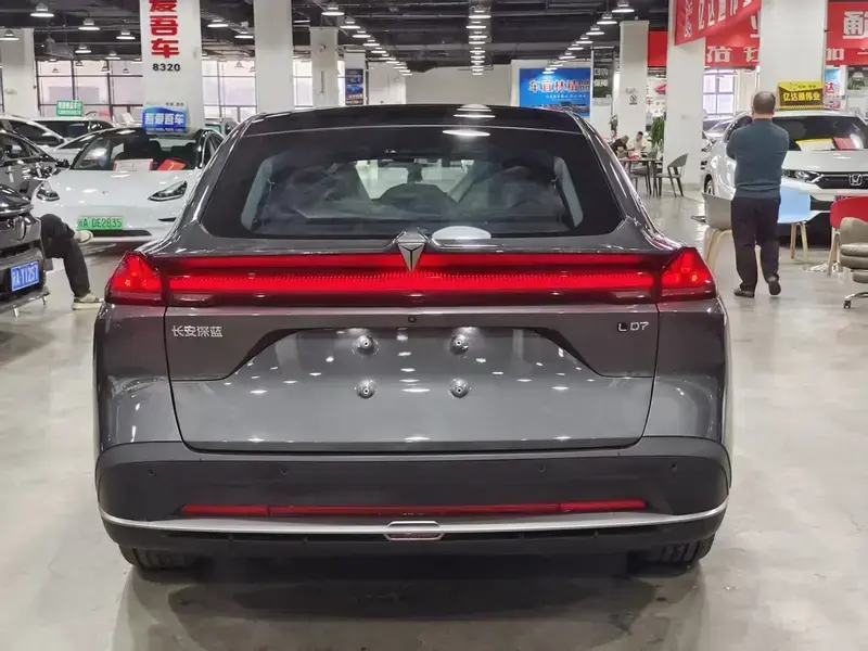 2026 Changan Shenlan L07 с пробегом 100 км