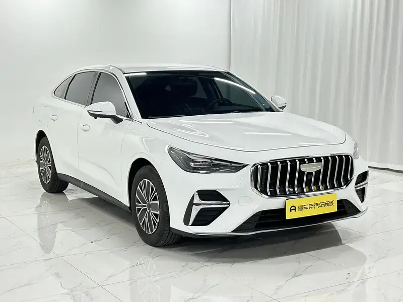 2026 Geely Classic Emgrand с пробегом 14 500 км