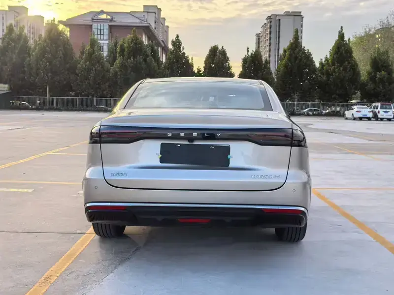 2026 Geely Galaxy Stellar 6 с пробегом 4 000 км