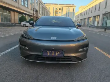 2025 Geely Galaxy Xingyao 8 с пробегом 26 500 км