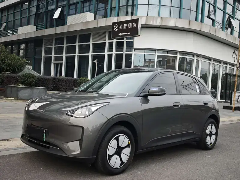 2025 Geely Starry Wish с пробегом 2 000 км
