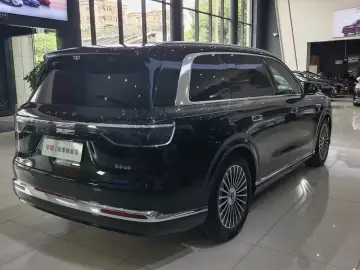 2026 Aito AITO M9 с пробегом 4 100 км
