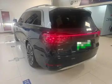 2024 Aito AITO M9 с пробегом 32 000 км