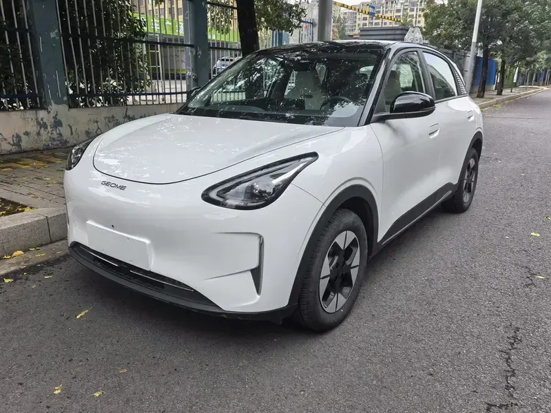 2025 Geely Starry Wish с пробегом 10 400 км