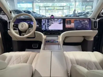 2024 Aito AITO M9 с пробегом 51 000 км