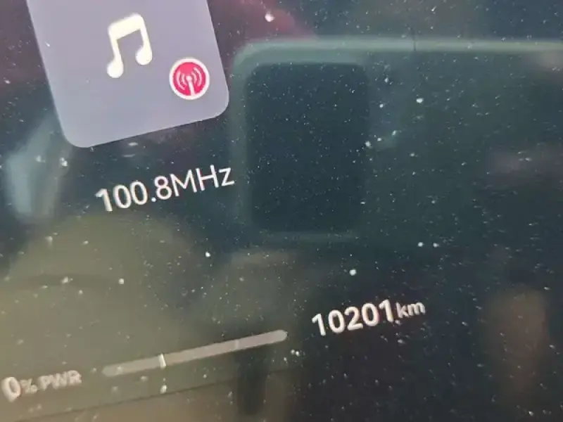2025 Aito AITO M9 с пробегом 10 000 км