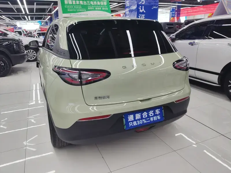 2026 Geely Starry Wish с пробегом 11 000 км