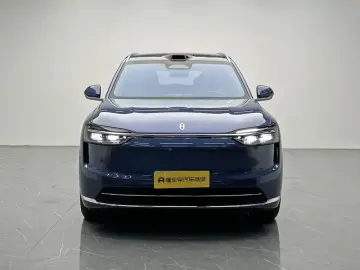 2026 Aito AITO M7 с пробегом 10 900 км