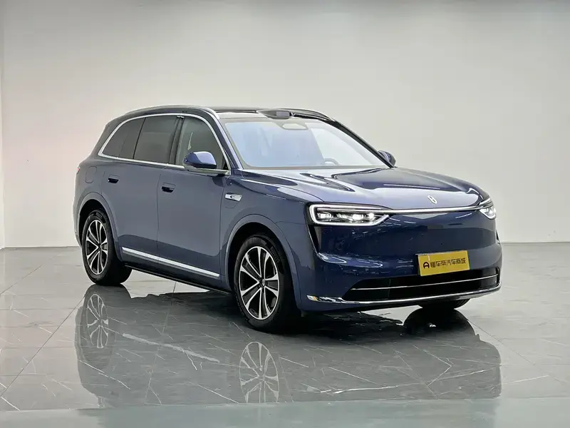 2026 Aito AITO M7 с пробегом 10 900 км