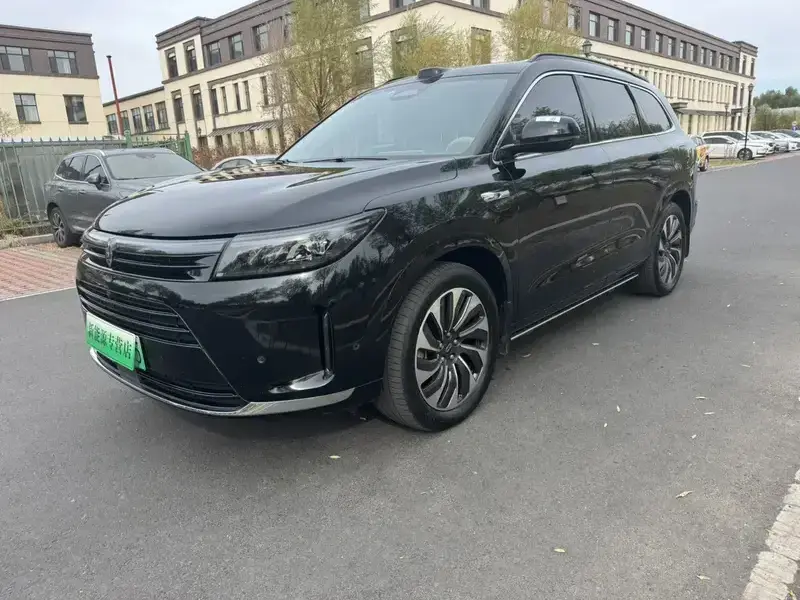 2024 Aito AITO M7 с пробегом 62 000 км