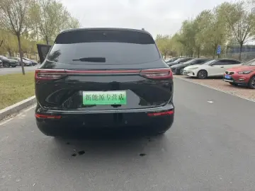 2024 Aito AITO M7 с пробегом 62 000 км