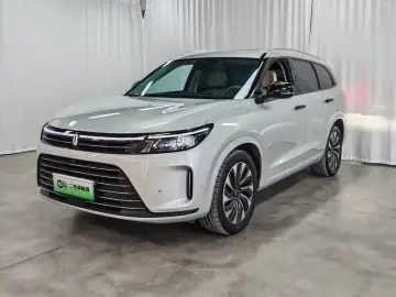 2024 Aito AITO M7 с пробегом 50 000 км