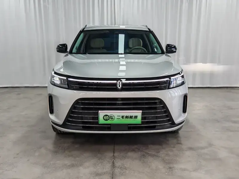 2024 Aito AITO M7 с пробегом 50 000 км