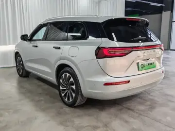 2024 Aito AITO M7 с пробегом 50 000 км