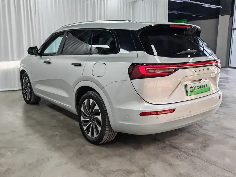2024 Aito AITO M7 с пробегом 50 000 км