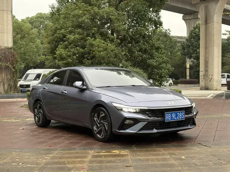 2023 Hyundai Elantra Plug-in Hybrid с пробегом 50 000 км