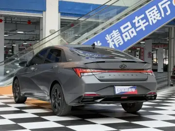 2022 Hyundai Elantra Plug-in Hybrid с пробегом 37 000 км