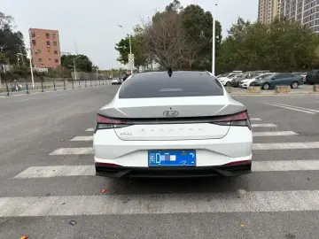 2022 Hyundai Elantra Plug-in Hybrid с пробегом 20 000 км