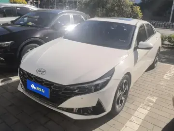 2022 Hyundai Elantra Plug-in Hybrid с пробегом 49 000 км