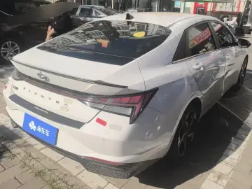 2022 Hyundai Elantra Plug-in Hybrid с пробегом 49 000 км