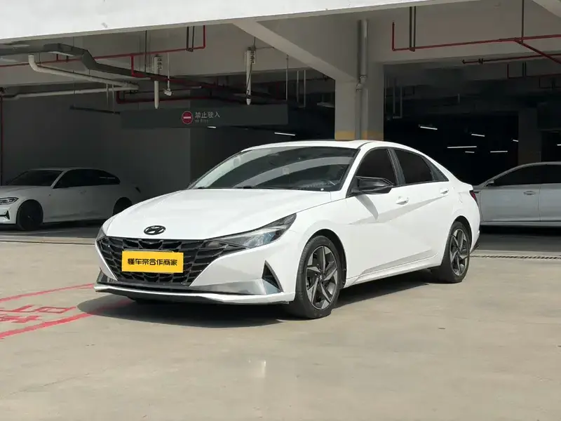 2021 Hyundai Elantra Plug-in Hybrid с пробегом 74 000 км