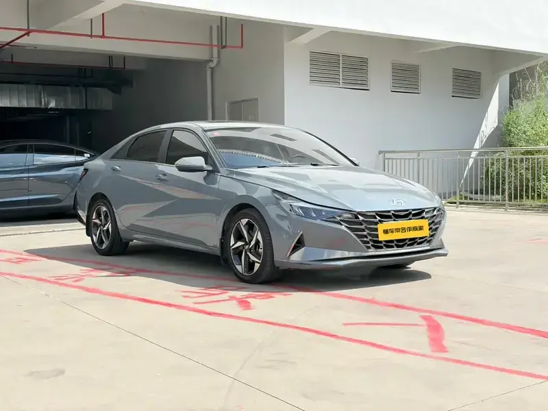 2021 Hyundai Elantra Plug-in Hybrid с пробегом 72 000 км