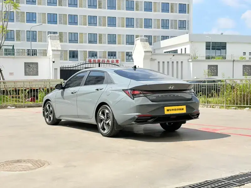 2021 Hyundai Elantra Plug-in Hybrid с пробегом 72 000 км