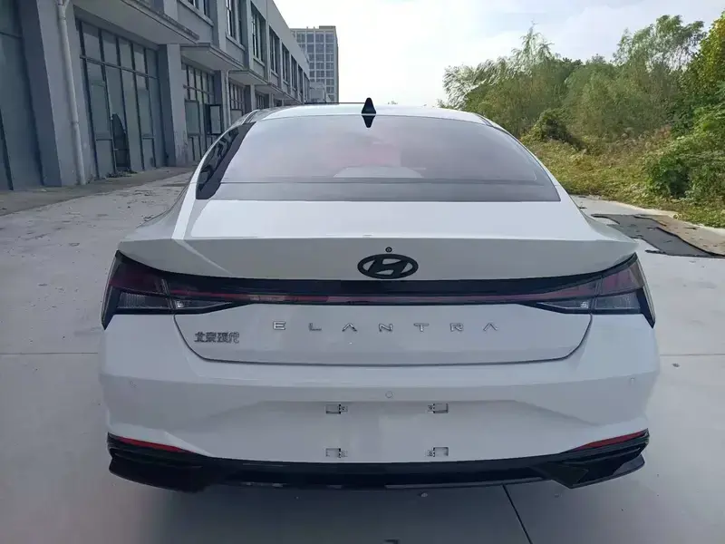 2021 Hyundai Elantra Plug-in Hybrid с пробегом 30 000 км