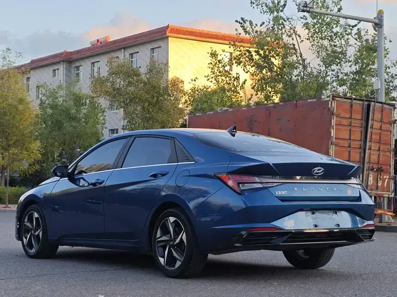 2021 Hyundai Elantra Plug-in Hybrid с пробегом 80 000 км