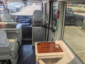 2024 Hongqi Guoyue с пробегом 9 000 км