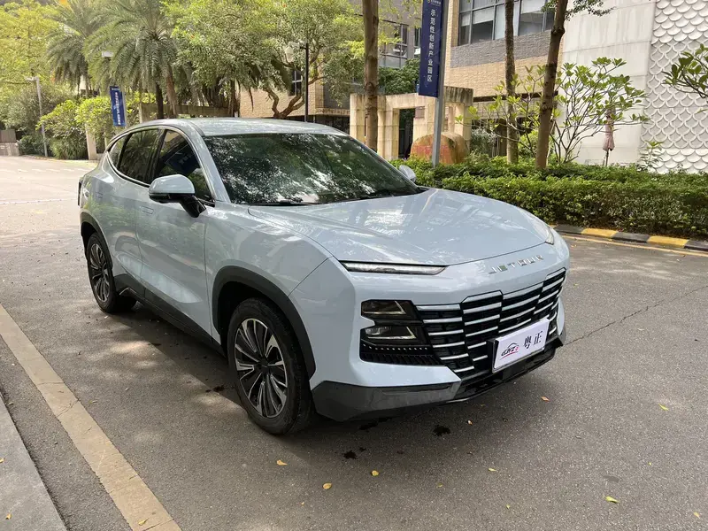 2022 JETOUR Dasheng i-DM с пробегом 52 000 км