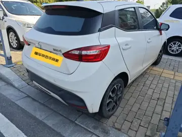2022 JMC Yizhi EV3 с пробегом 75 000 км